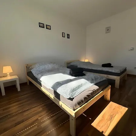 Lindenallee Iii Modernes