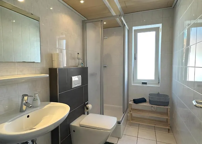 Lindenallee Iii Modernes 公寓